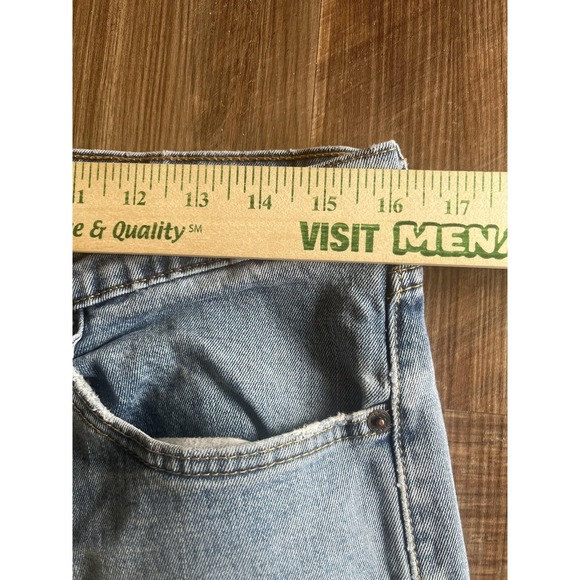 Levis 505 Jeans Mens 34x32 Light Wash Blue Denim Straight Leg Zip Fly Classic - Picture 5 of 6